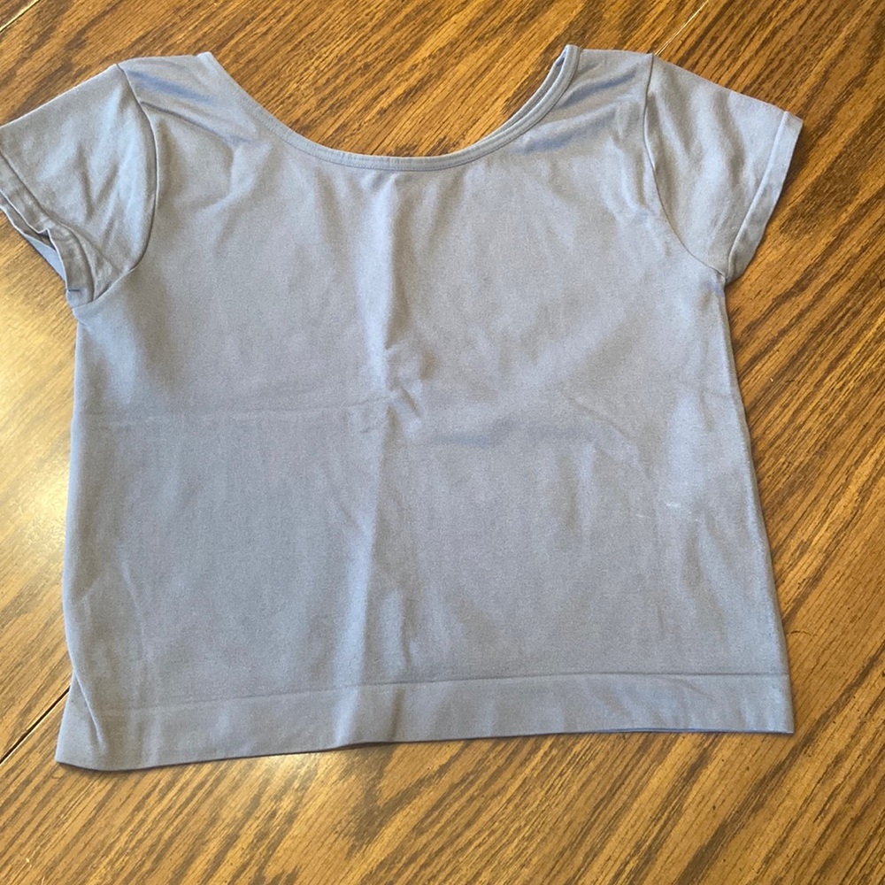Gray top